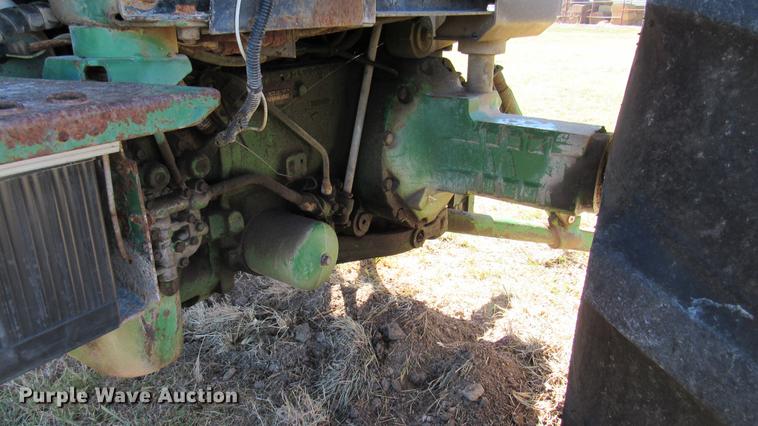 image for item DC2245 1982 John Deere 4440 tractor