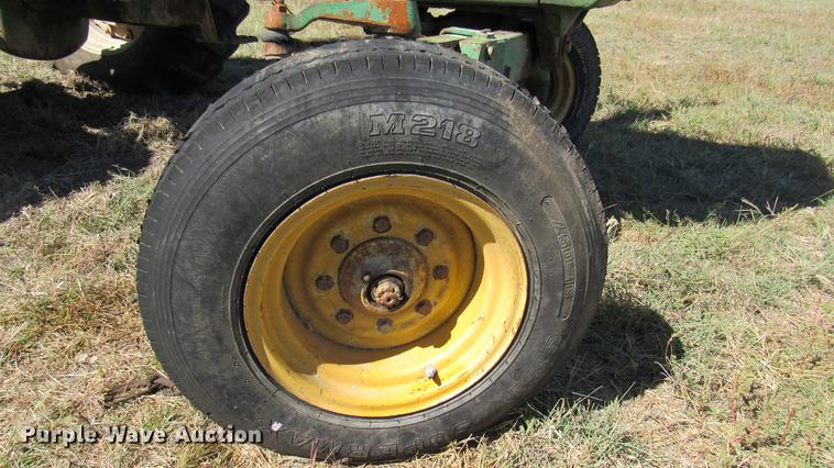 image for item DC2245 1982 John Deere 4440 tractor