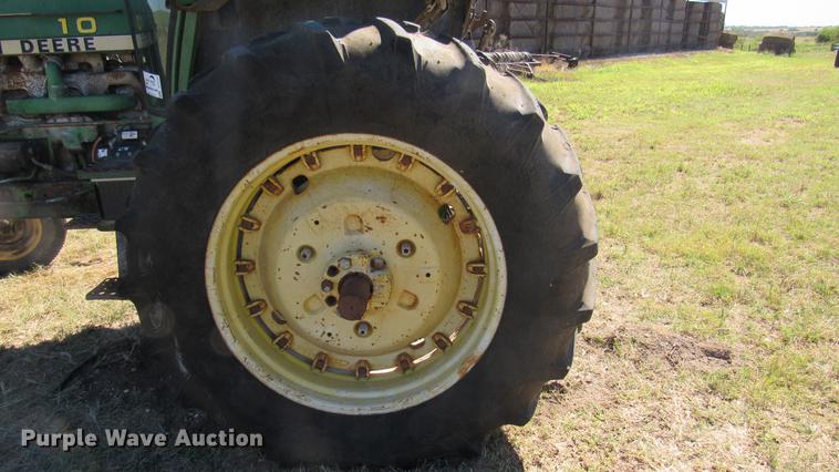 image for item DC2245 1982 John Deere 4440 tractor