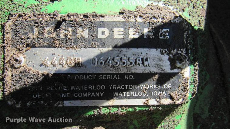 image for item DC2245 1982 John Deere 4440 tractor