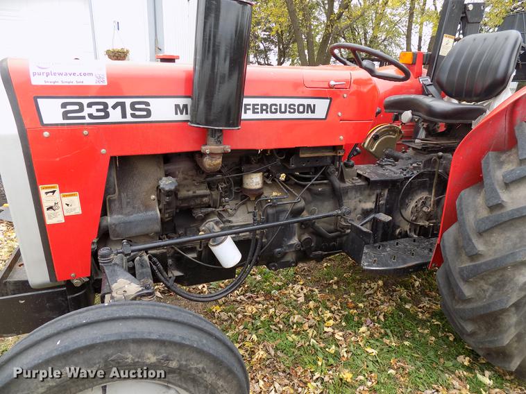 image for item DC4755 2000 Massey-Ferguson 231S tractor