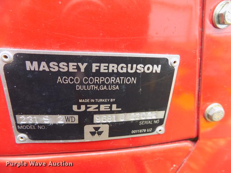 image for item DC4755 2000 Massey-Ferguson 231S tractor
