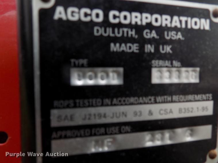 image for item DC4755 2000 Massey-Ferguson 231S tractor