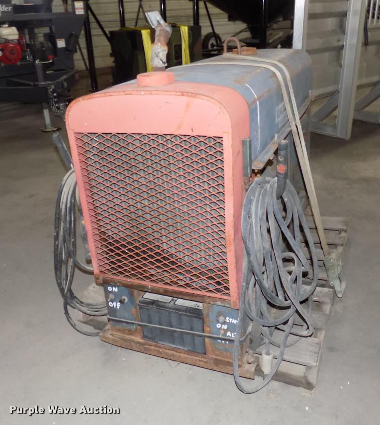 image for item DC4764 Lincoln welder