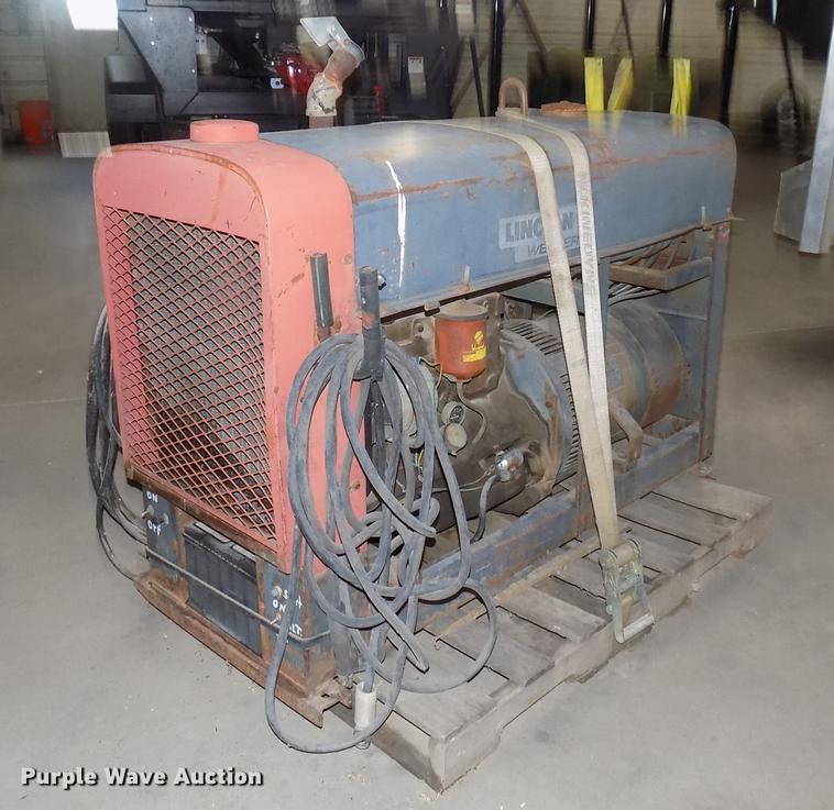 image for item DC4764 Lincoln welder