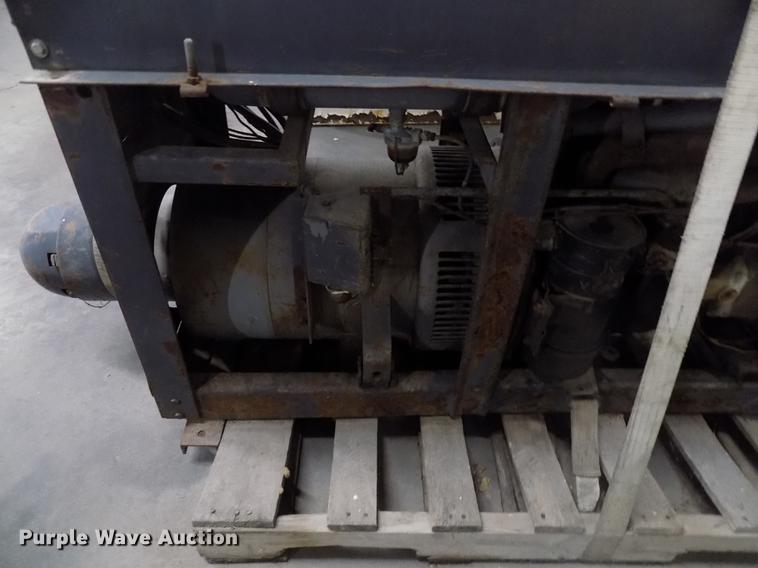 image for item DC4764 Lincoln welder