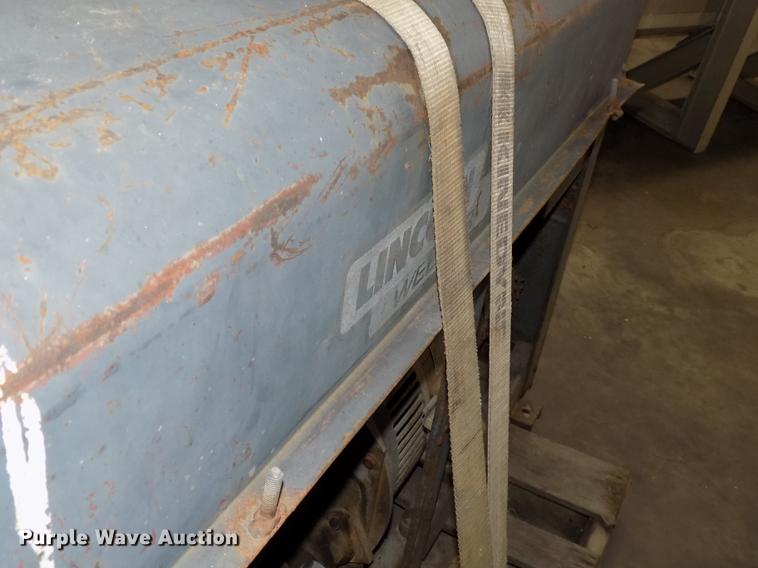 image for item DC4764 Lincoln welder