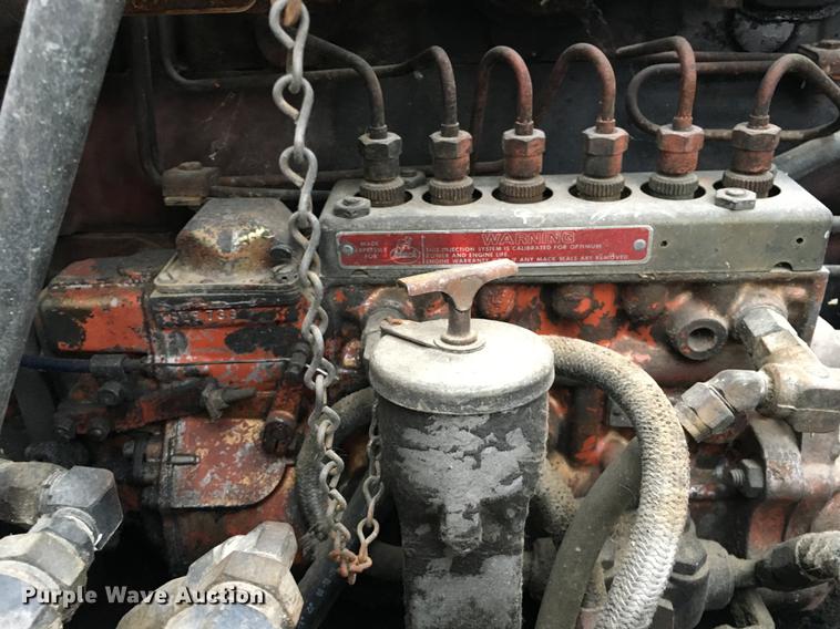 image for item DC4765 1982 Mack 685S grain truck