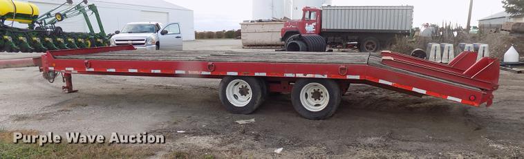 image for item DC4766 1994 Talbert TBT10E equipment trailer