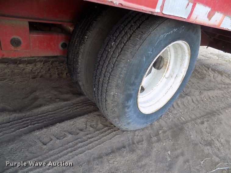 image for item DC4766 1994 Talbert TBT10E equipment trailer