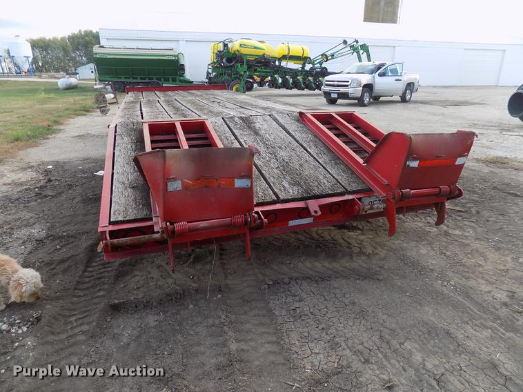 image for item DC4766 1994 Talbert TBT10E equipment trailer