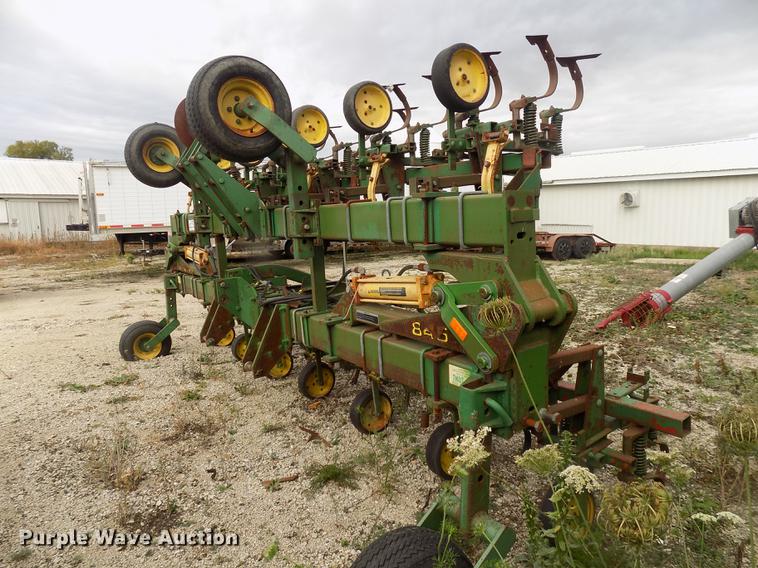 image for item DC4770 John Deere 845 cultivator