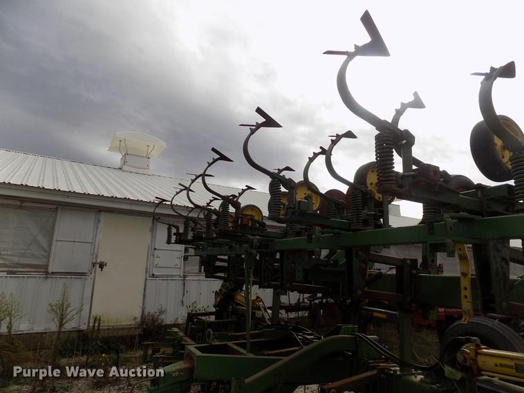 image for item DC4770 John Deere 845 cultivator