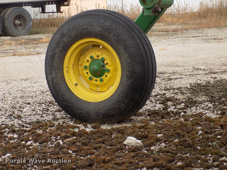 image for item DC4771 John Deere 2810 eight bottom plow