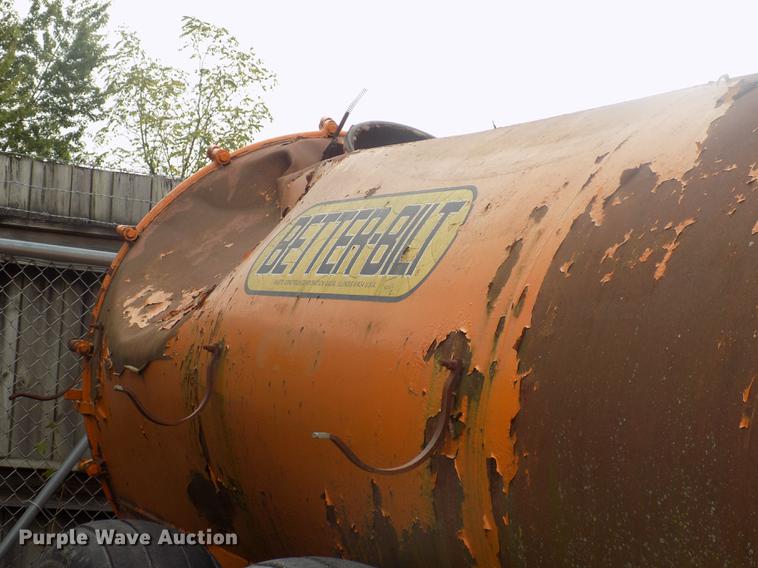 image for item DC4774 Better Built water tank trailer