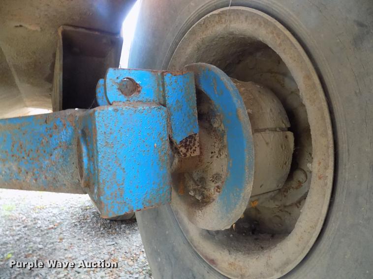 image for item DC4774 Better Built water tank trailer