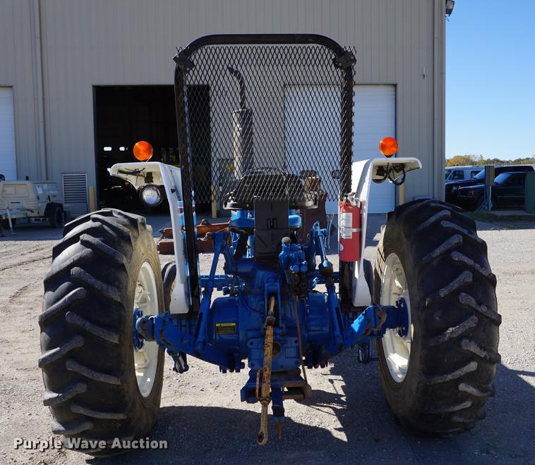 image for item DC5259 1988 Ford 6610 tractor