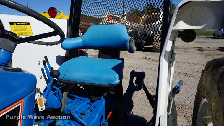 image for item DC5259 1988 Ford 6610 tractor