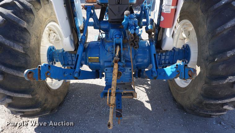 image for item DC5259 1988 Ford 6610 tractor