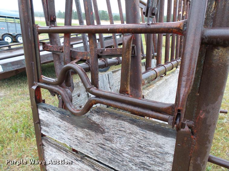 image for item DC6418 Shop built cattle chute