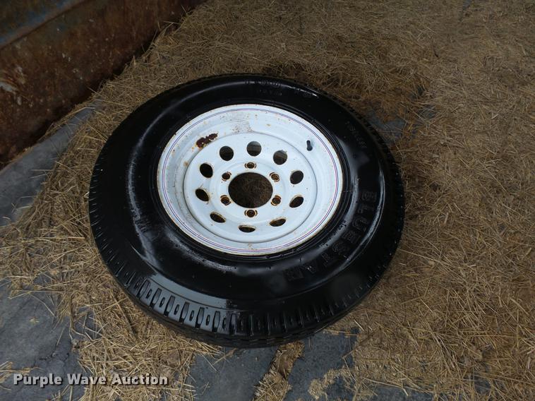 image for item DC6420 Flying L livestock trailer