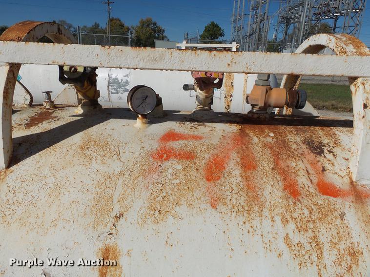 image for item DC6793 National anhydrous ammonia tank