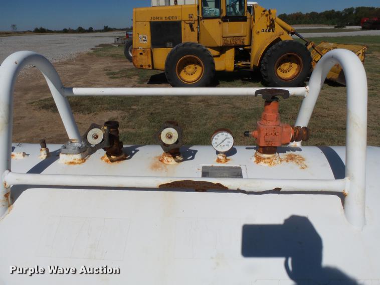 image for item DC6799 2009 American Welding & Tank anhydrous ammonia tank
