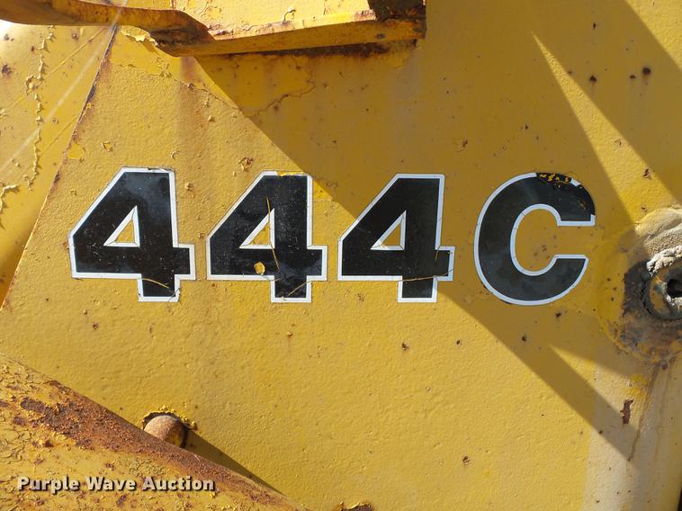 image for item DC6800 1982 John Deere 444C wheel loader