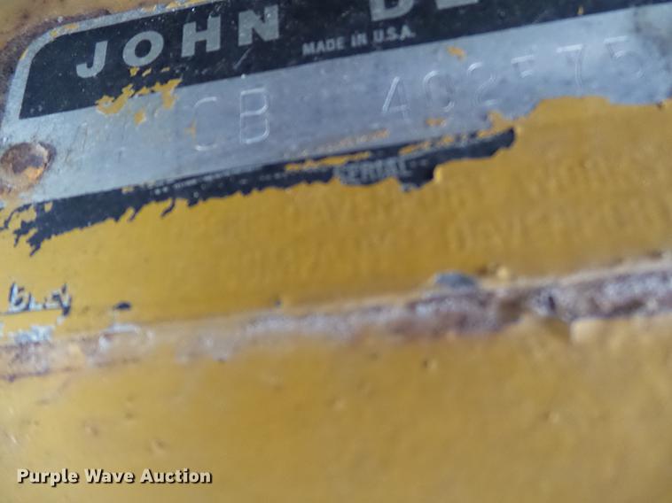 image for item DC6800 1982 John Deere 444C wheel loader