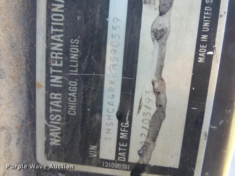 image for item DC6801 1994 International 8100 truck cab and chassis