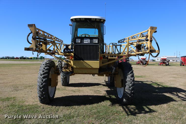 image for item DD0008 1996 Ag-Chem RoGator 854 self-propelled sprayer