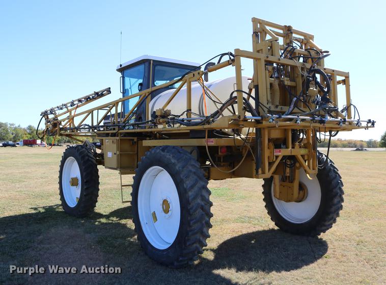 image for item DD0008 1996 Ag-Chem RoGator 854 self-propelled sprayer