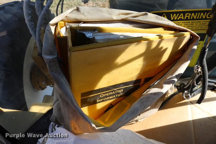 image for item DD0008 1996 Ag-Chem RoGator 854 self-propelled sprayer