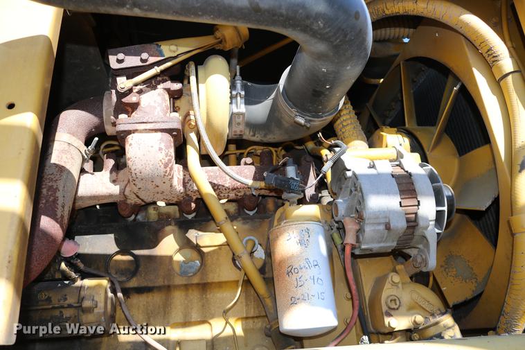 image for item DD0008 1996 Ag-Chem RoGator 854 self-propelled sprayer