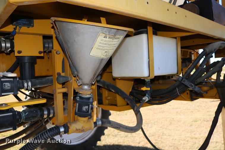 image for item DD0008 1996 Ag-Chem RoGator 854 self-propelled sprayer
