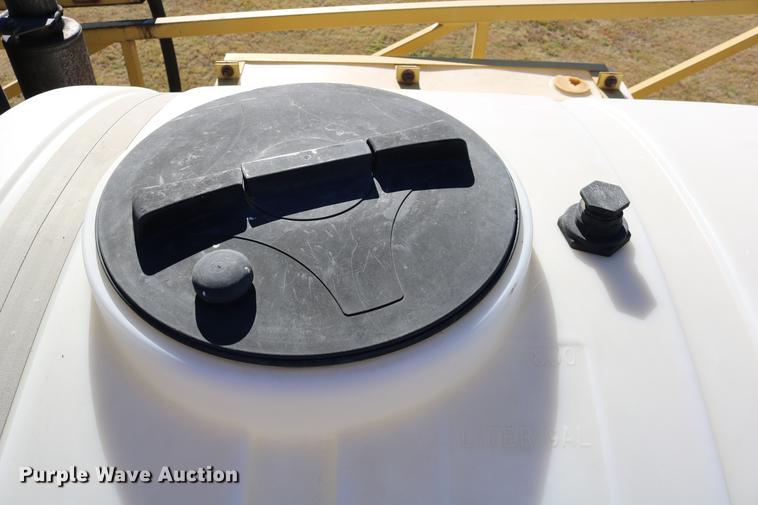 image for item DD0008 1996 Ag-Chem RoGator 854 self-propelled sprayer