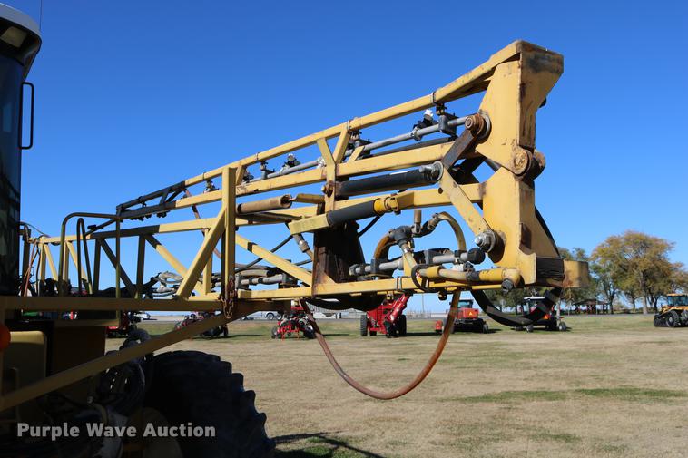 image for item DD0008 1996 Ag-Chem RoGator 854 self-propelled sprayer