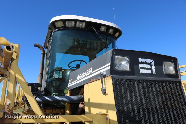 image for item DD0008 1996 Ag-Chem RoGator 854 self-propelled sprayer