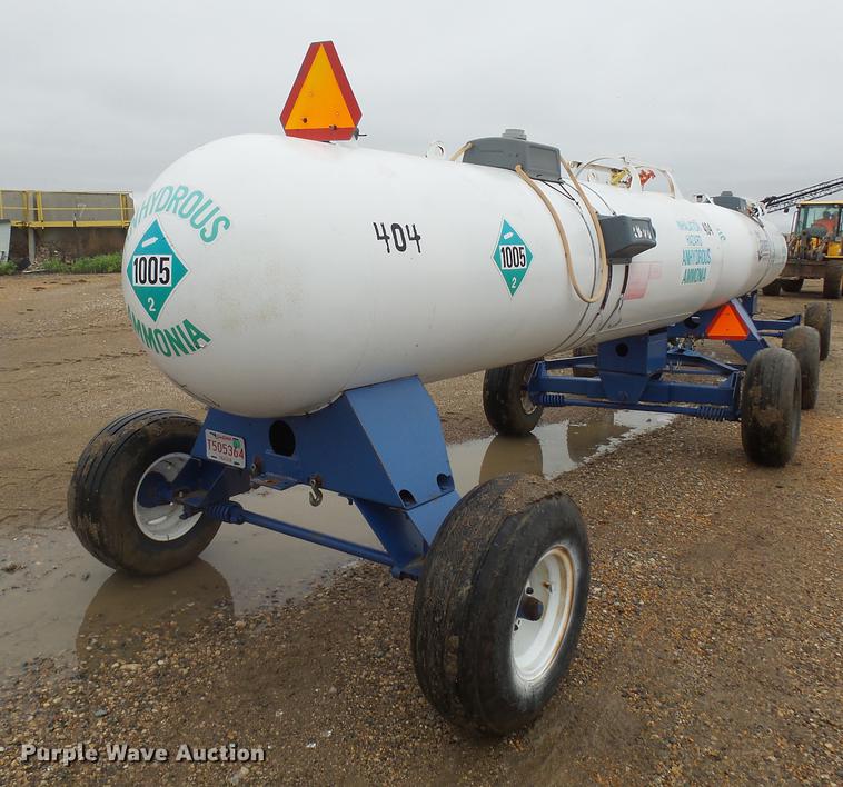 image for item DH9734 1975 Anhydrous ammonia tank