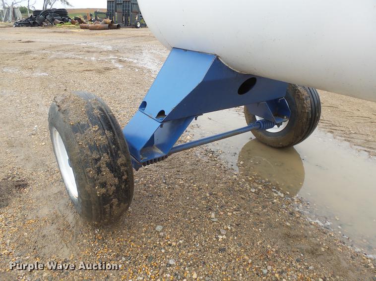 image for item DH9734 1975 Anhydrous ammonia tank