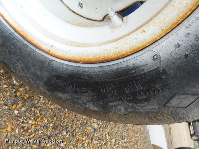 image for item DH9734 1975 Anhydrous ammonia tank