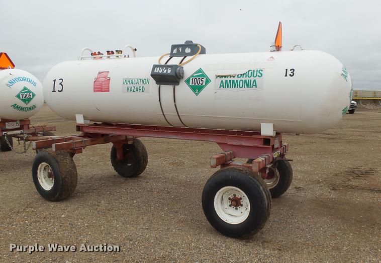 image for item DH9738 1976 Anhydrous ammonia tank