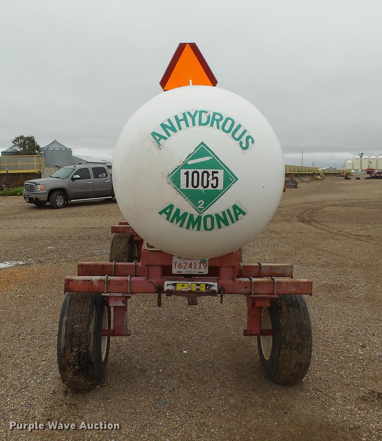 image for item DH9738 1976 Anhydrous ammonia tank