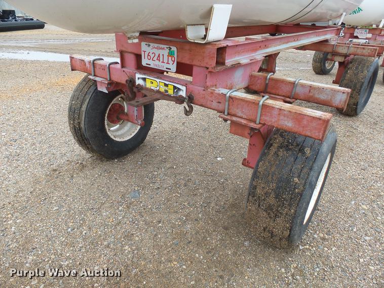 image for item DH9738 1976 Anhydrous ammonia tank