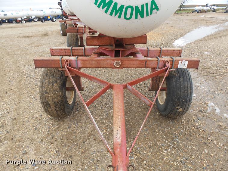 image for item DH9739 1976 Anhydrous ammonia tank