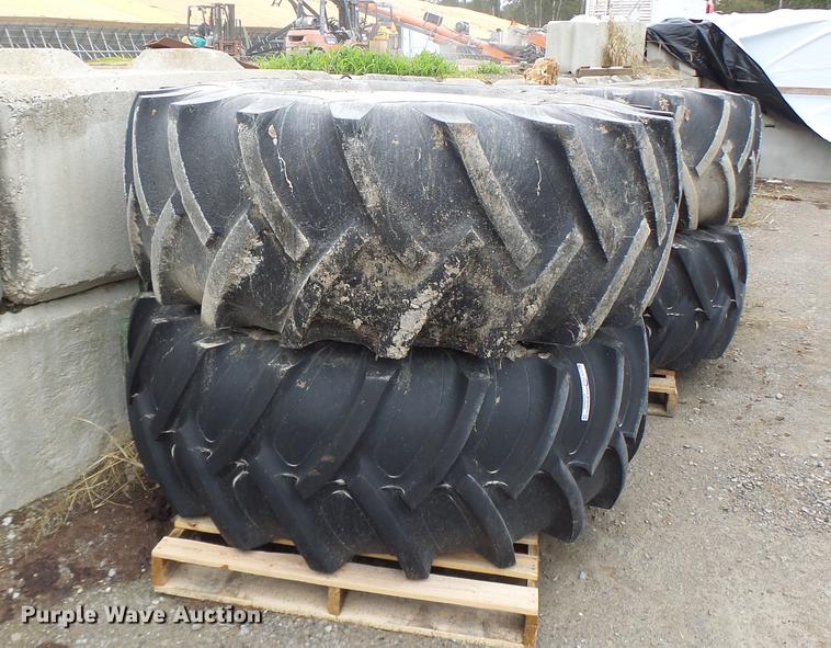 image for item DT9988 (4) Titan 23.1R30 tires