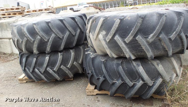 image for item DT9988 (4) Titan 23.1R30 tires