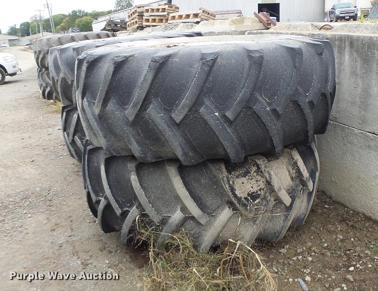 image for item DT9988 (4) Titan 23.1R30 tires