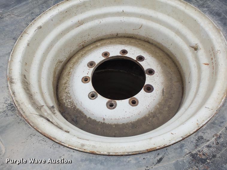 image for item DT9988 (4) Titan 23.1R30 tires