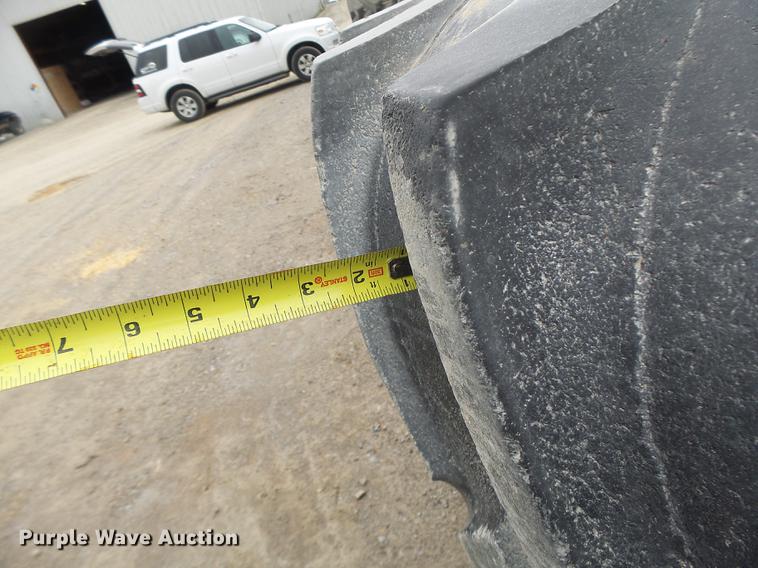 image for item DT9988 (4) Titan 23.1R30 tires